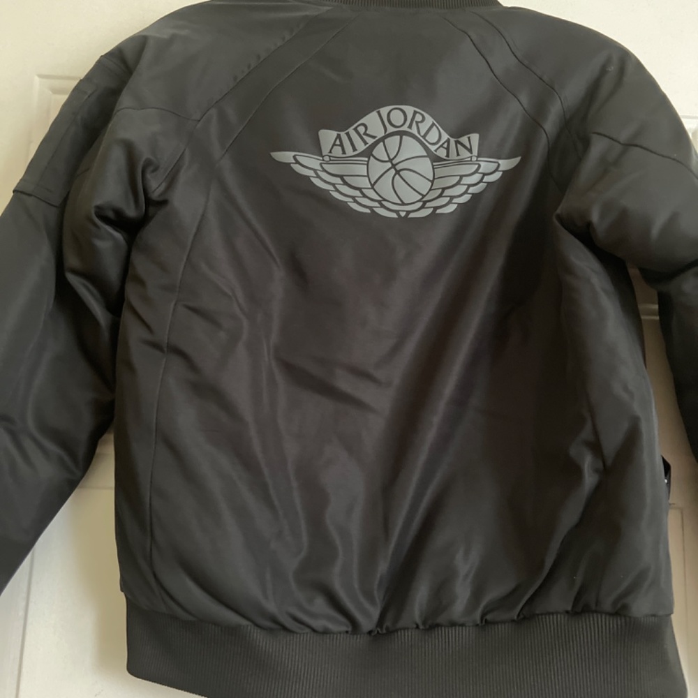 Jordan Jacket - Picture 2 of 8